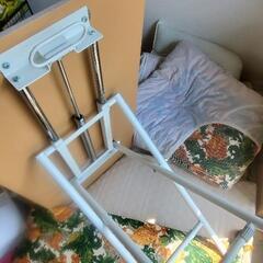 ガス圧昇降テーブルの画像