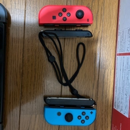 Nintendo Switch本体、箱 、ケース、ジョイコン4個、ソフト５つセット、　バラ売り可、遠方にも発送可能です。