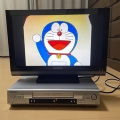ビデオカセットレコーダー、ビデオ25個