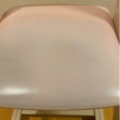 学習机用椅子（高さ調整可能・移動式）の画像