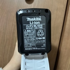 マキタ コードレス掃除機の画像