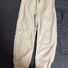 ZARA 白ズボン