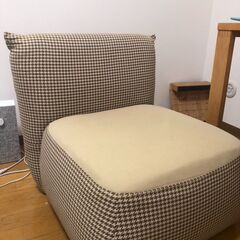 一人がけソファ【横幅56cmx奥行68cmx高さ65cm】