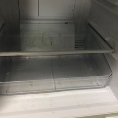 ジャンク品　冷蔵庫の画像