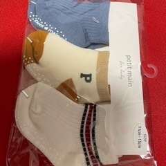未使用　ベビーソックス　petitmain（プティマイン）