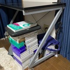 コンセント付き机の画像