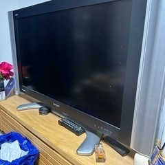 SHARP 37インチ テレビの画像