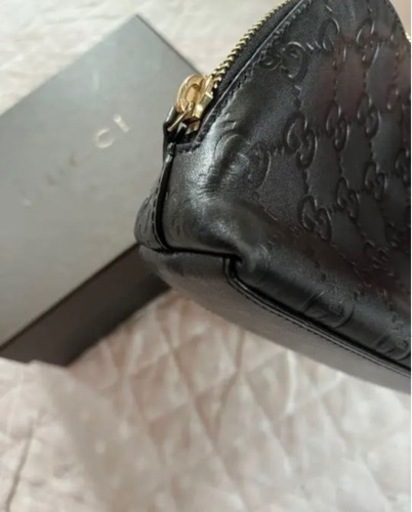 GUCCI ポーチ　黒