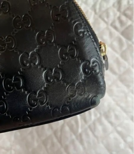 GUCCI ポーチ　黒