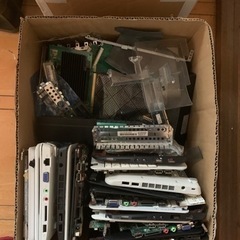(売約済）譲渡先きまりました。たくさんのお問い合わせありがとうございました。完全ジャンクノートPC部品無料で差し上げます。の画像