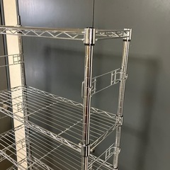 【受け取り先決定】スチール本棚の画像