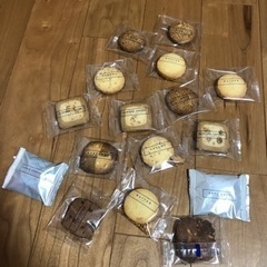 シャトレーゼ　ビスケット　16個