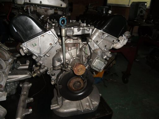 メルセデス―ベンツ126-560リビルトエンジン販売