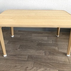 0円　UV折脚テーブル