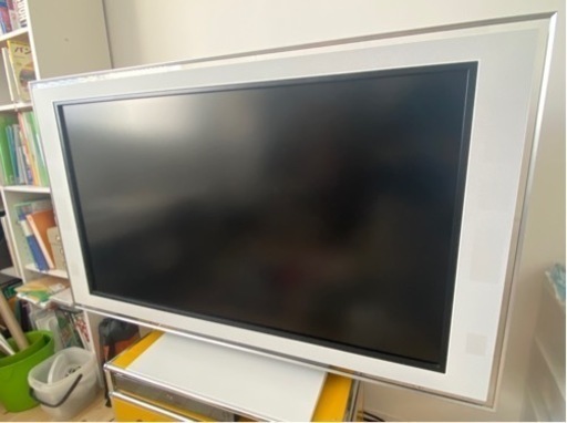 【SONY BRAVIA】52インチKDL-52X2500液晶テレビ　Blu-ray付き