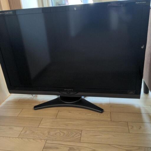 液晶テレビ