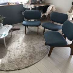 ニトリ　ダイニングチェア　青　三脚の画像