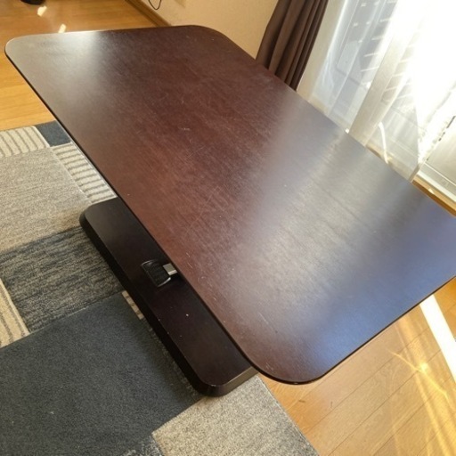 昇降式ダイニングテーブル