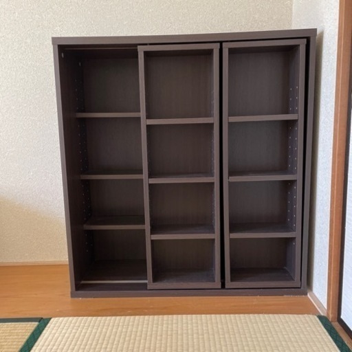 ニトリ　漫画　小説　本棚