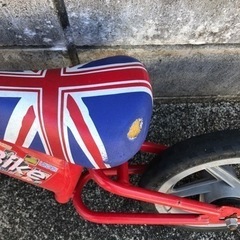 キッズ バランスバイクの画像