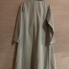 GU オーバーサイズトレンチコート グリーンの画像