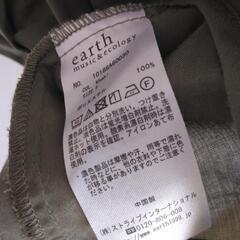 earth music&ecology　ドルマンブラウス　カーキ色の画像