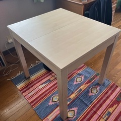 IKEA ダイニングテーブル　TRANSTRAND