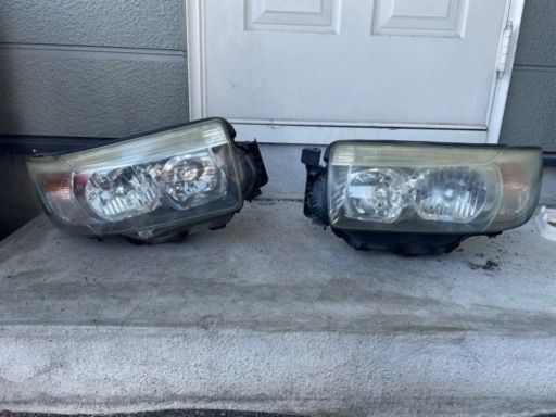 ［値下］SG型フォレスター後期用ヘッドライト