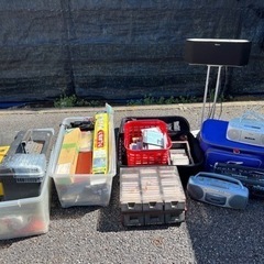 【本日限定、引取無料】ラジカセ、スピーカー、カセットテープ、工具類など