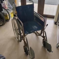 スチール車いす