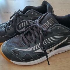 【交渉中】ミズノ　スニーカー　サイクロンスピード３✨24cm✨の画像