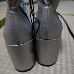 未使用品　ＧＵブーツの画像