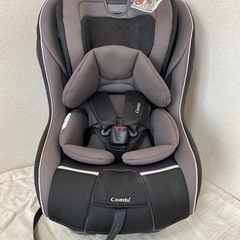 combi チャイルドシート
