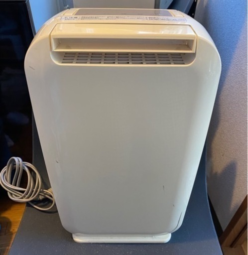 衣類乾燥機　除湿乾燥機　日立　HJS-D561