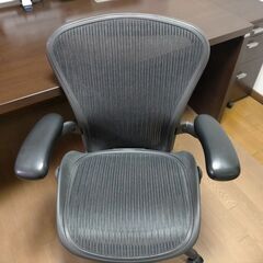 ハーマンミラー　Herman Miller　アーロンチェア　AE...
