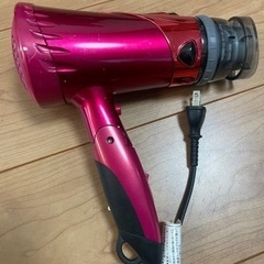 ドライヤーの画像