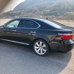 レクサスL S600H  車検１年付を格安で‼️の画像