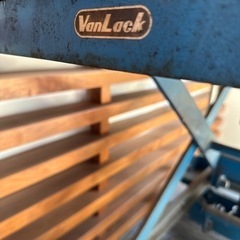 ◆135000円◆テーブルリフト、ロック付、500キロ、VANLACK.の画像