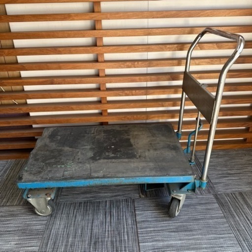 ◆135000円◆テーブルリフト、ロック付、500キロ、VANLACK.