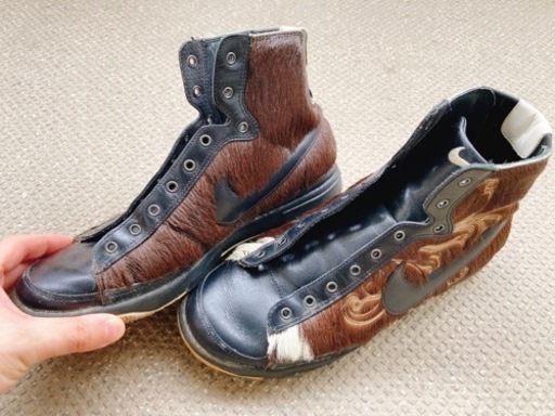 NIKE スニーカー　限定品