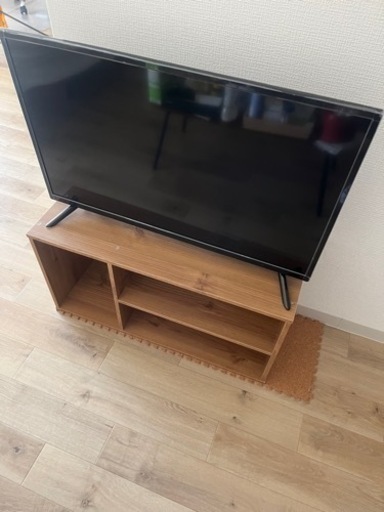 32型ハイビジョン液晶テレビ