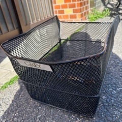 🌈値下げ！自転車⭐️後ろカゴ⭐️ブラック　中古品