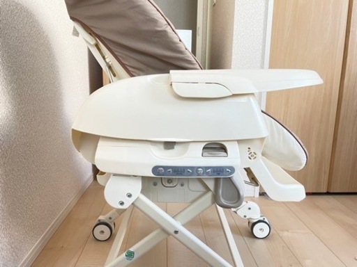コンビ ネムリラ AUTO SWING エッグショック BE ココアブラウン