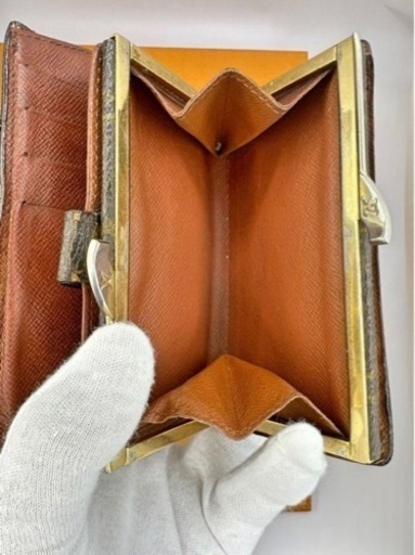 VUITTON ヴィエノフ