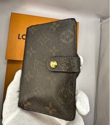 VUITTON ヴィエノフ