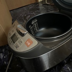 炊飯器 SHARP ks-z101の画像