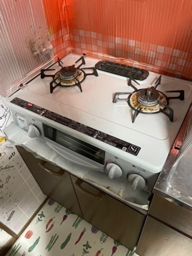 決まりました【中古】ガスコンロ　都市ガス用　6年使用