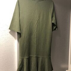 無料・MOUSSY・ワンピース・オリーブ色の画像