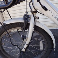 ヤマハ　電動アシスト自転車 PAS Babby un（20インチ） チャイルドシート付の画像