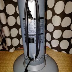 【YAMAZEN】山善 カーボンヒーター DCR-T900 の画像